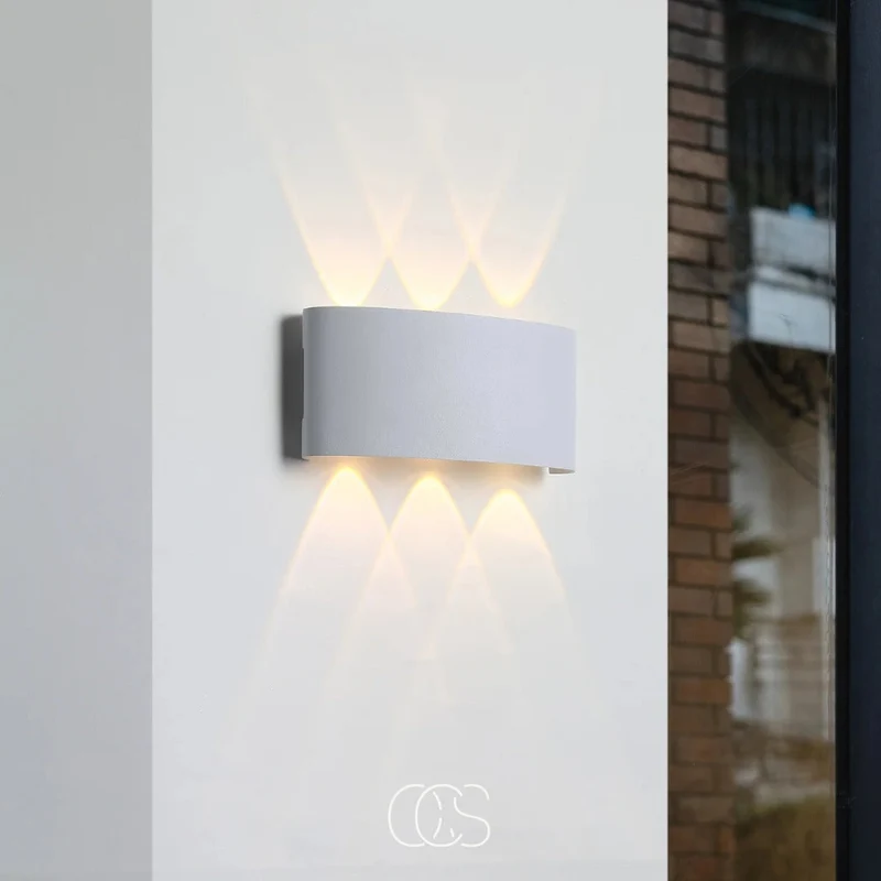 Wandlamp Buiten IP65 Dubbele Lichtbundel Aluminium Warm Wit LED Gevelverlichting voor Terras Tuin en Entree | Sansoti