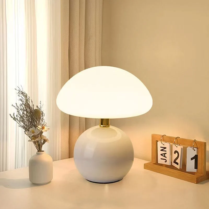 Franse paddenstoel tafellamp van keramiek met verstelbaar warm licht in Bauhaus stijl | Sansoti