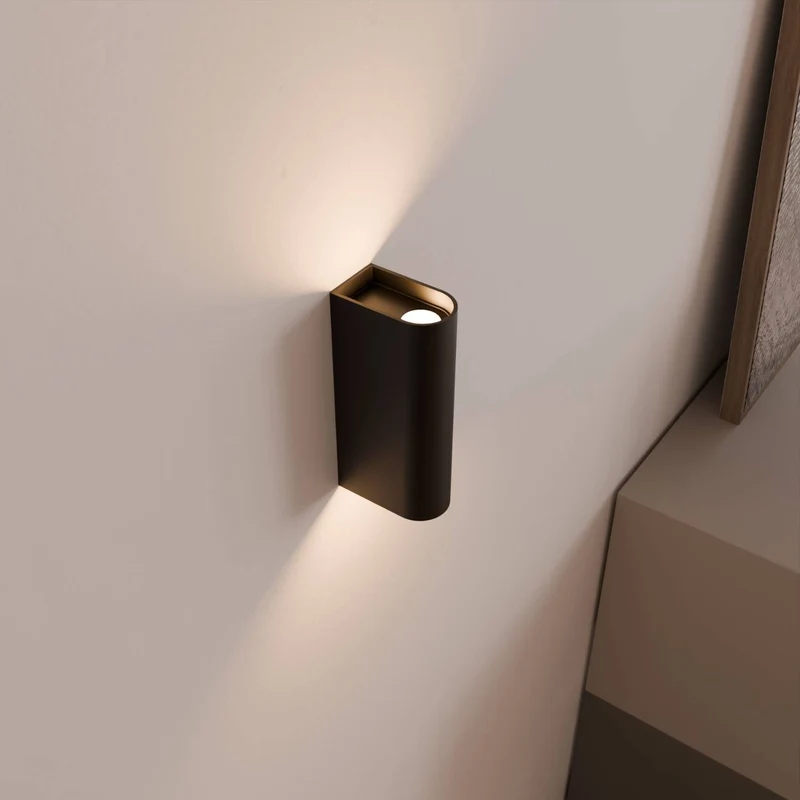 Compacte led wandlamp met warm up-down licht voor interieur en gevel | Sansoti