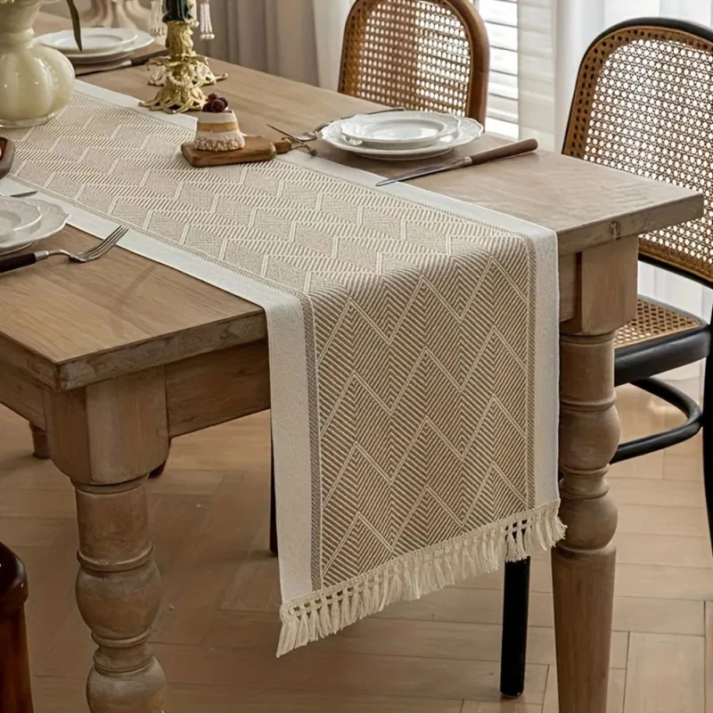 Luxe Geweven Tafelloper met Zigzagpatroon – Scandinavische Tafelloper voor Eettafel & Interieur