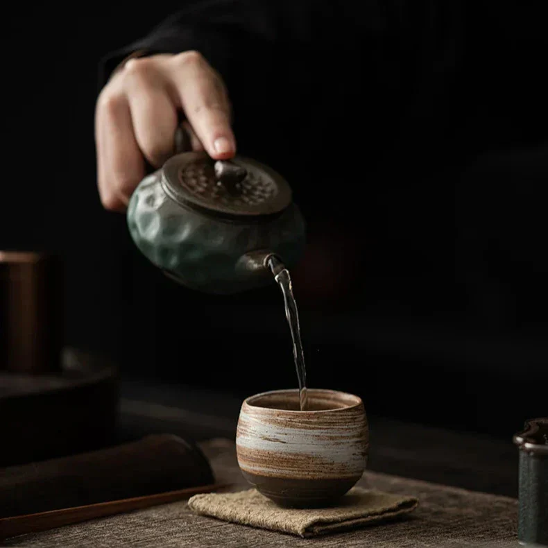 Handgemaakte espressokopjes van ambachtelijk keramiek voor espresso en koffieritueel | Sansoti