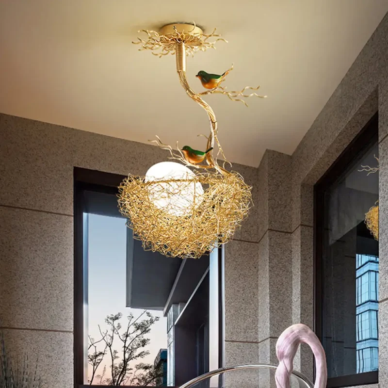 Kroonluchter Melkwit Glas met Vogels en Nest Goudkleurig 1 2 3 Lichtpunten Natuurgeïnspireerd Design | Sansoti
