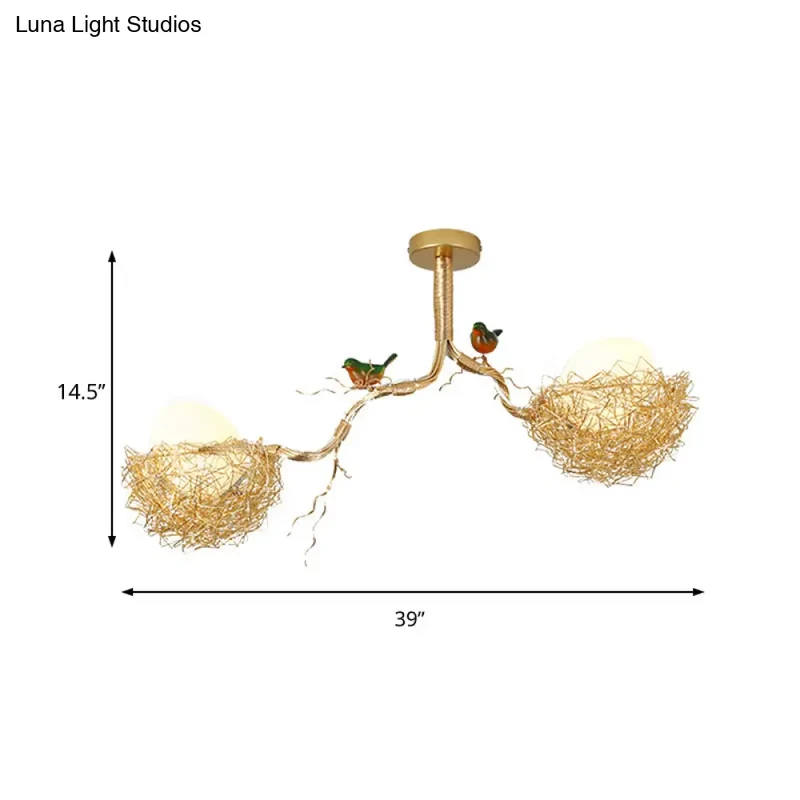 Kroonluchter Melkwit Glas met Vogels en Nest Goudkleurig 1 2 3 Lichtpunten Natuurgeïnspireerd Design | Sansoti