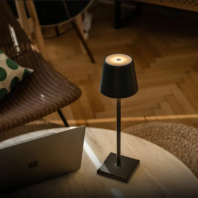 Draadloze Oplaadbare Tafellamp Touch Bediening IP65 Waterdicht Dimbaar Warm Koud Wit Licht Binnen Buiten | Sansoti