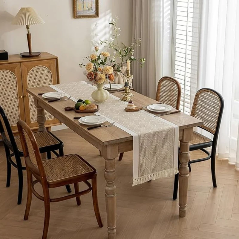 Geweven Tafelloper met Zigzagstructuur – Natuurlijke Tafeldecoratie voor Eetkamer & Woonruimte | Sansoti