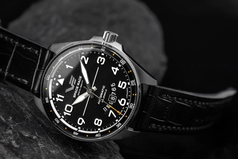 Vostok Europe Space Race YN55-325A745 Herrenuhr • Automatik • 20 Bar