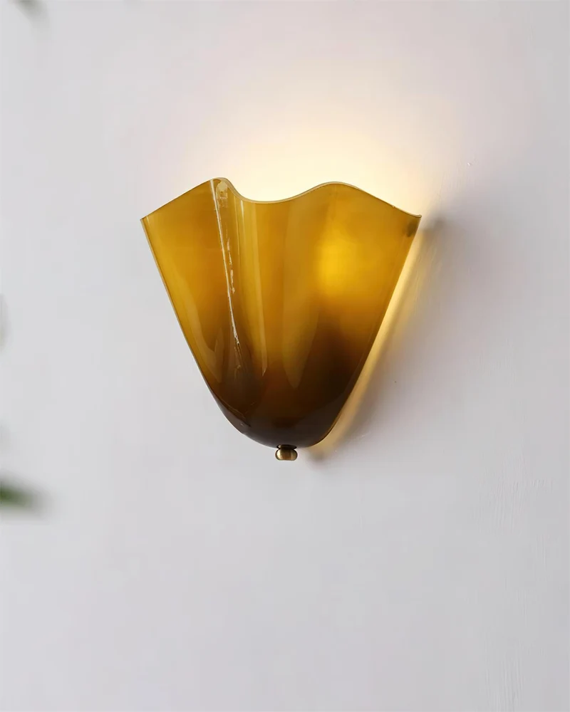 Design Wandlamp van Handgeblazen Glas – Sculpturale Wandverlichting voor Modern Interieur