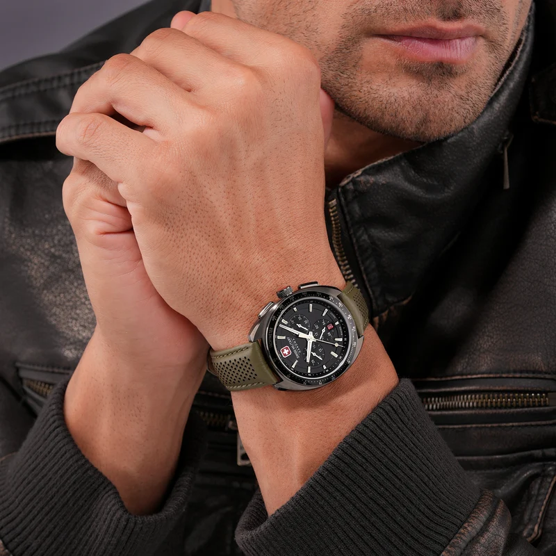 Swiss Military Hanowa Defender SMWGC0003340 Herren • Saphirglas • Chronograph 10 ATM
