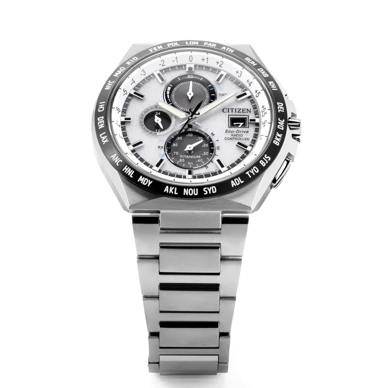 Citizen Super Titanium AT8238-84A Herrenuhr • Eco-Drive Solarantrieb • Funkgesteuerte Weltzeit