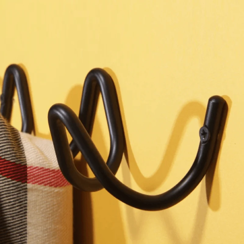 Design wandkapstok van metaal – Minimalistisch en Scandinavisch design | Sansoti