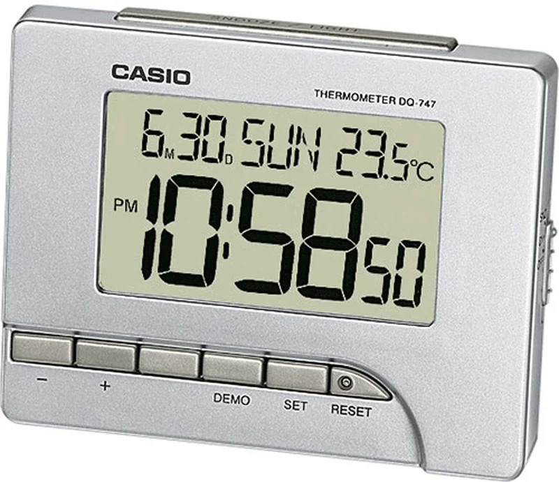 Casio Digital Wecker 9.6 cm Höhe Kunststoff • Digitalanzeige • Snooze-Funktion