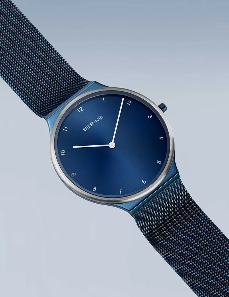 Bering Ultra-Slim 18440-397 Herrenuhr Blau • Saphirglas • Skandinavisches Design