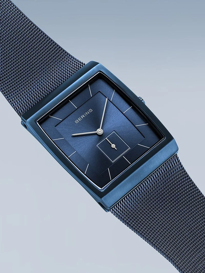 Bering Classic 16033-397 Herren Armbanduhr Blau • Saphirglas • Schlankes Quarzwerk