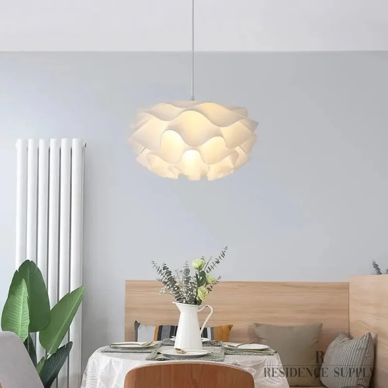 Sculpturale Bloemvormige LED Kroonluchter Met Zachte Lichtverdeling | Sansoti