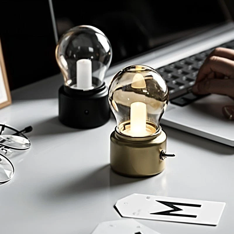 Vintage Tafellamp Met USB Opladen En Warm Sfeervol Licht | Sansoti
