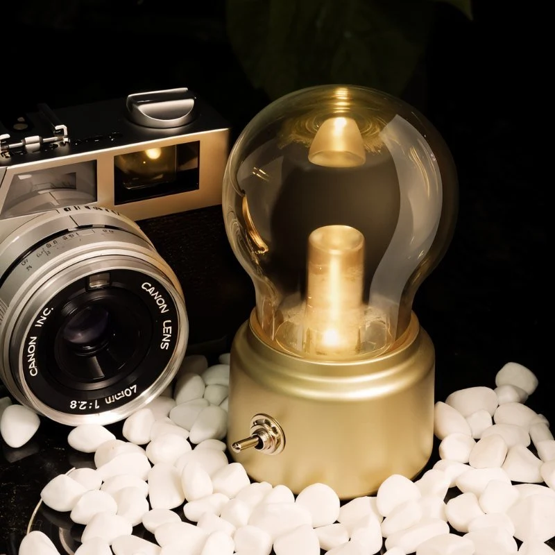 Vintage Tafellamp Met USB Opladen En Warm Sfeervol Licht | Sansoti