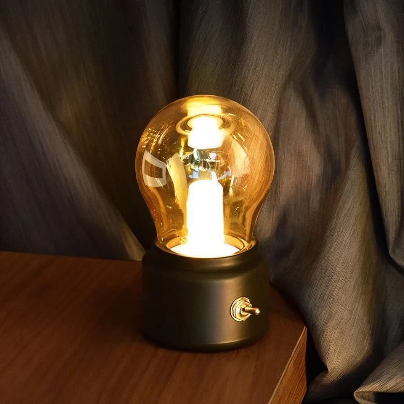 Vintage Tafellamp Met USB Opladen En Warm Sfeervol Licht | Sansoti