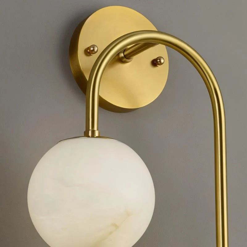 Alabaster Hanglamp Van Natuursteen Met Zachte Warme Gloed En Sculpturaal Design | Sansoti