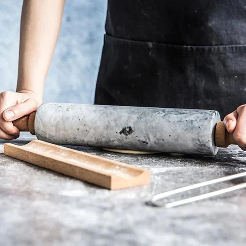 Marmeren Deegroller Met Houten Handgrepen Voor Bakken En Patisserie | Sansoti