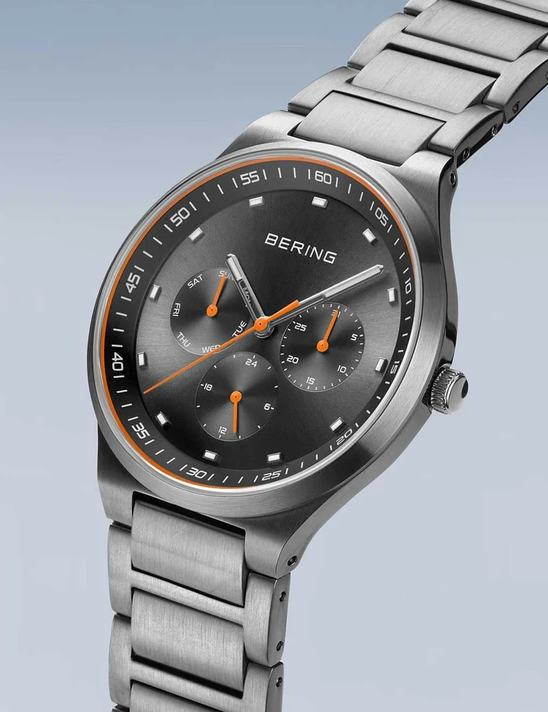 Bering Classic 11740-009 Herren • Saphirglas • Multifunktion 10 ATM