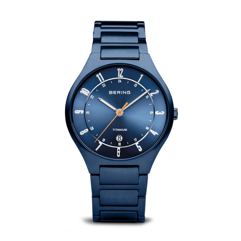 Bering Titanium 11739-797 Herrenuhr Matblau • Titan-Gliederarmband • Saphirglas
