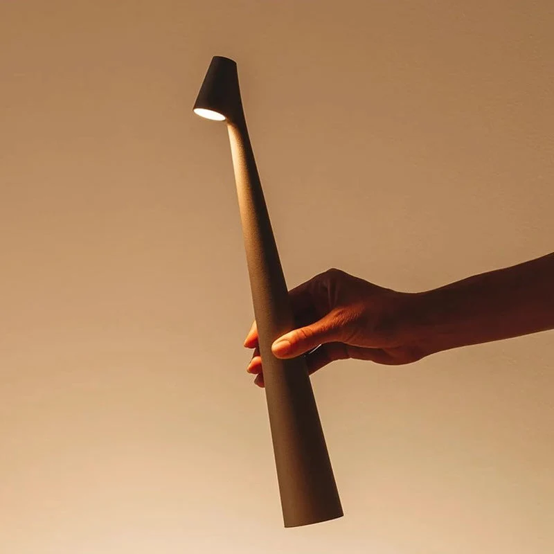 Dimbare LED Tafellamp met Elegante Afwerking en Warm Licht voor Sfeervolle Verlichting in Elke Ruimte | Sansoti