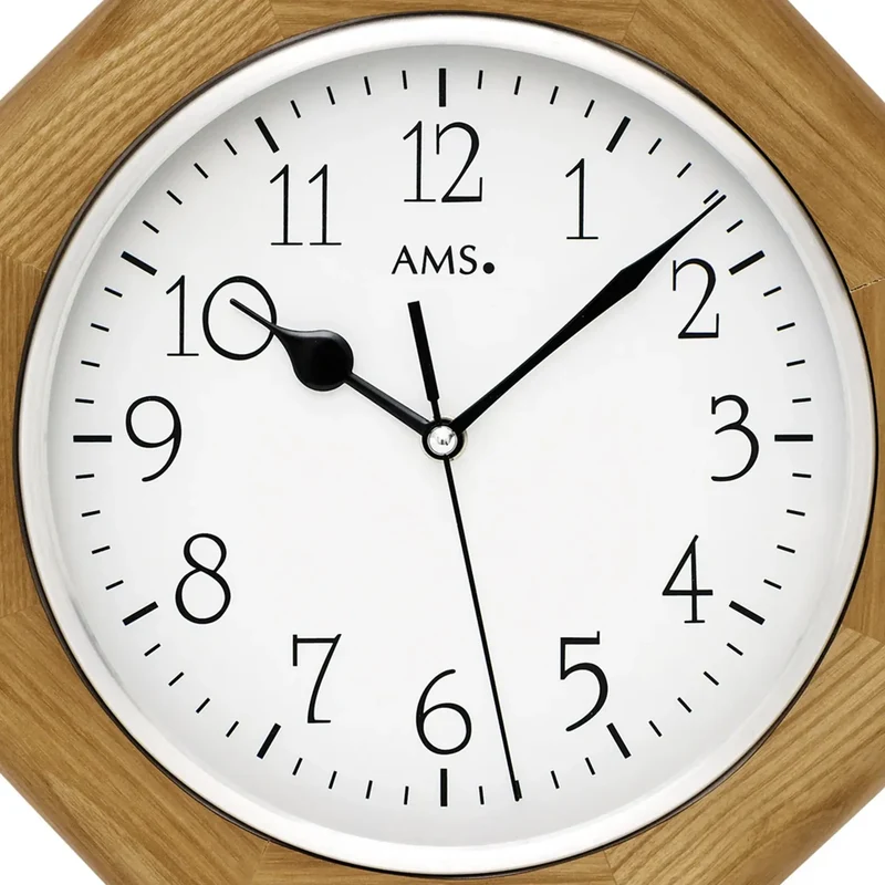 AMS F5512Q Wanduhr Eiche • Massivholzgehäuse • Mineralglas