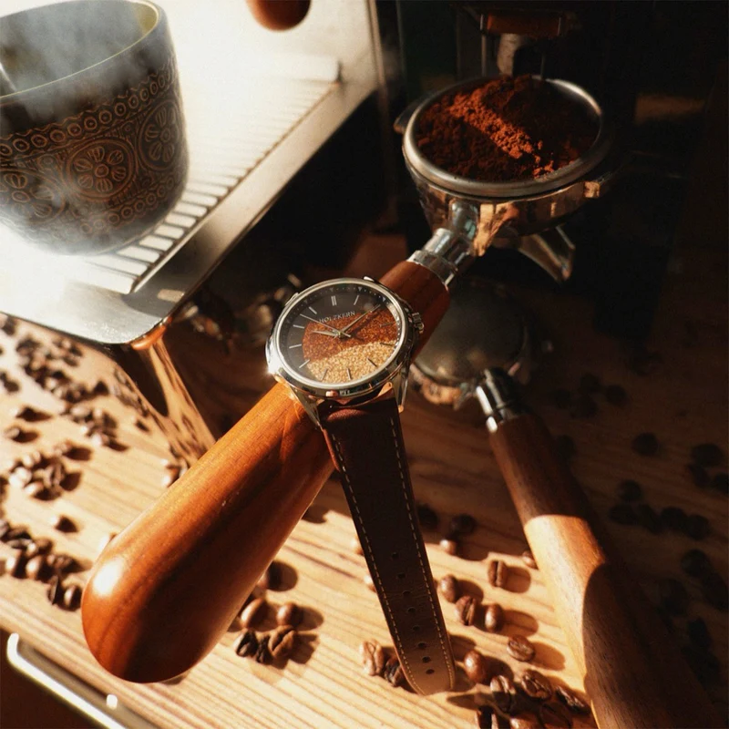 Holzkern Barista's Temptation Armbanduhr Braun • Kaffeebohnen-Zifferblatt • Limited Edition