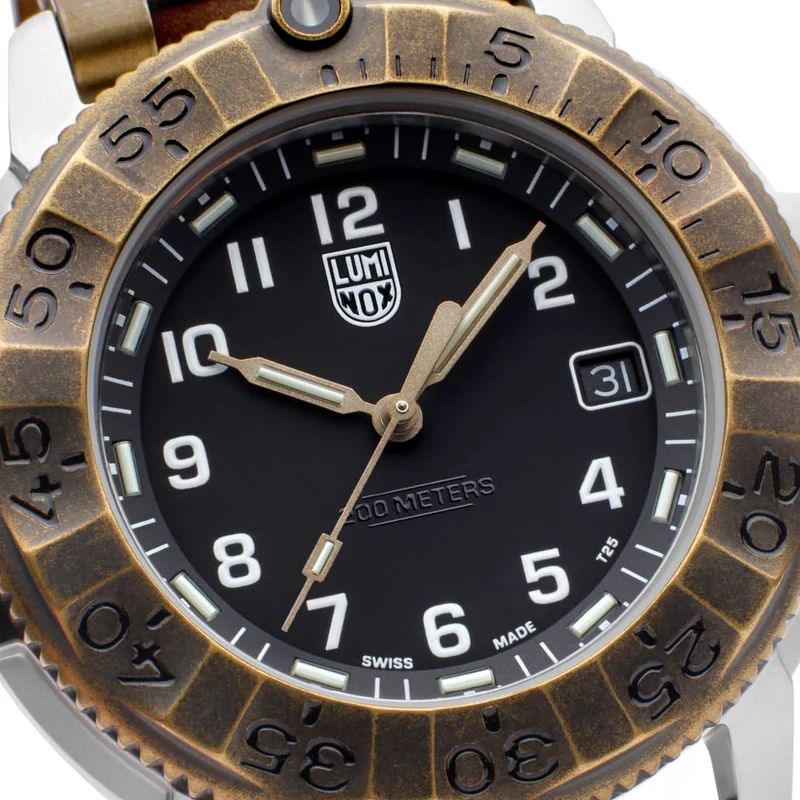 Luminox Adventure Watch XL.1301.LG Herren Armbanduhr Braun • Saphirglas mit AR-Beschichtung • Luminox Light Technology