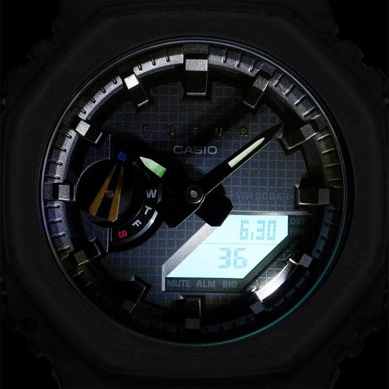 Casio G-SHOCK GA-2100FT-8AER Herren Armbanduhr Grau • Carbon Core Guard • FUTUR Kollaboration