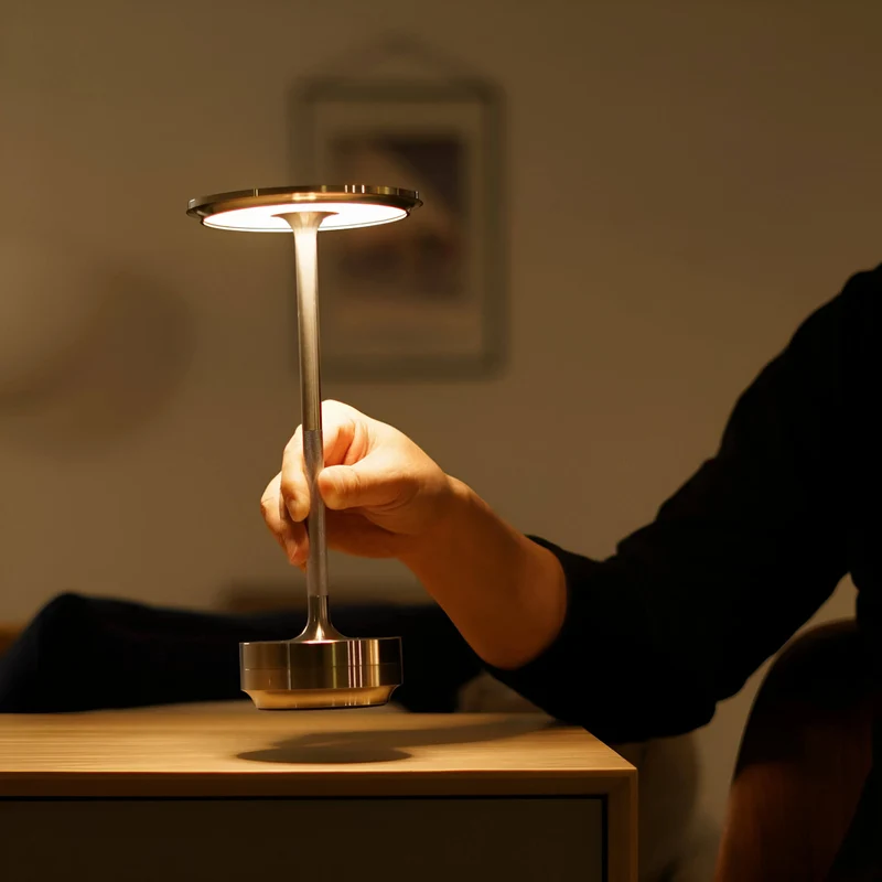 Draadloze tafellamp met touchbediening, dimbaar en oplaadbaar | Sansoti