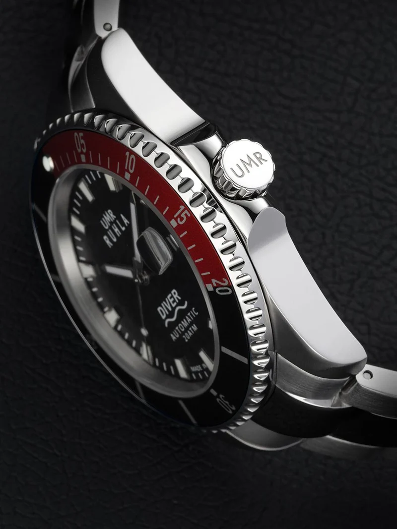 UMR Ruhla RUHLA-Automatic RAU80843 Armbanduhr Schwarz • Automatikwerk Miyota 8215 • Limitierte Edition