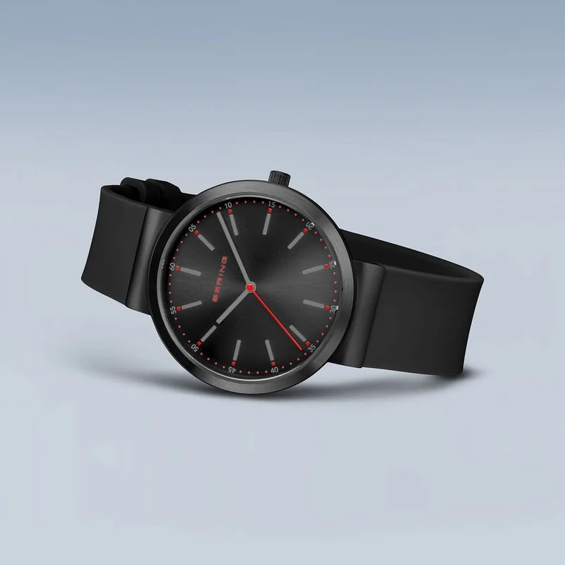 Bering Classic 10141-402 Uhr • Kratzfestes Saphirglas • Flaches dänisches Design