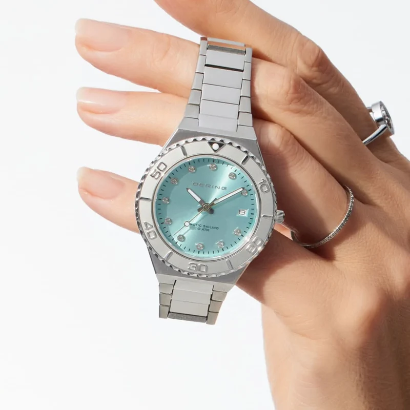 Bering Classic 18936-707 Damenuhr • Kratzfestes Saphirglas • Elegantes Gliederarmband