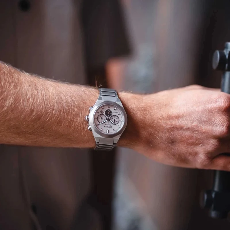Citizen CA4690-51A Herrenuhr • Eco-Drive • Super Titanium
