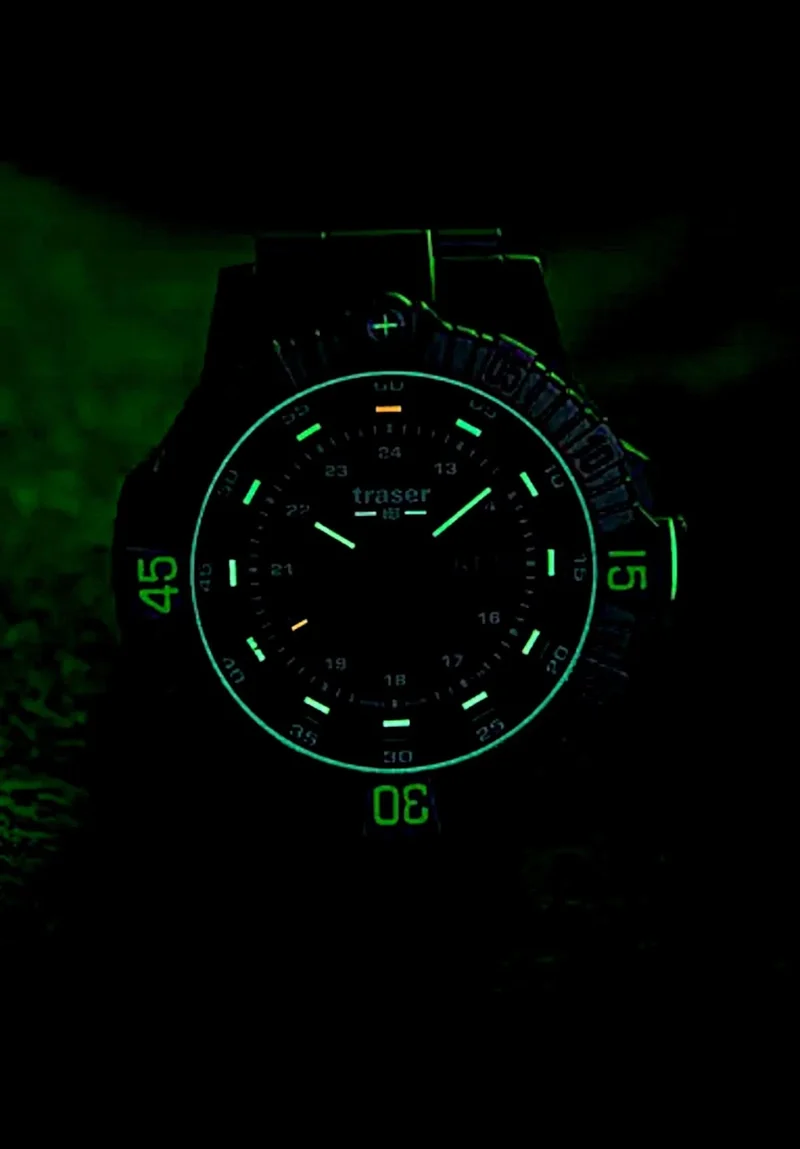 Traser P99 T Tactical 110666 Herrenuhr • Trigalight H3 • Titan