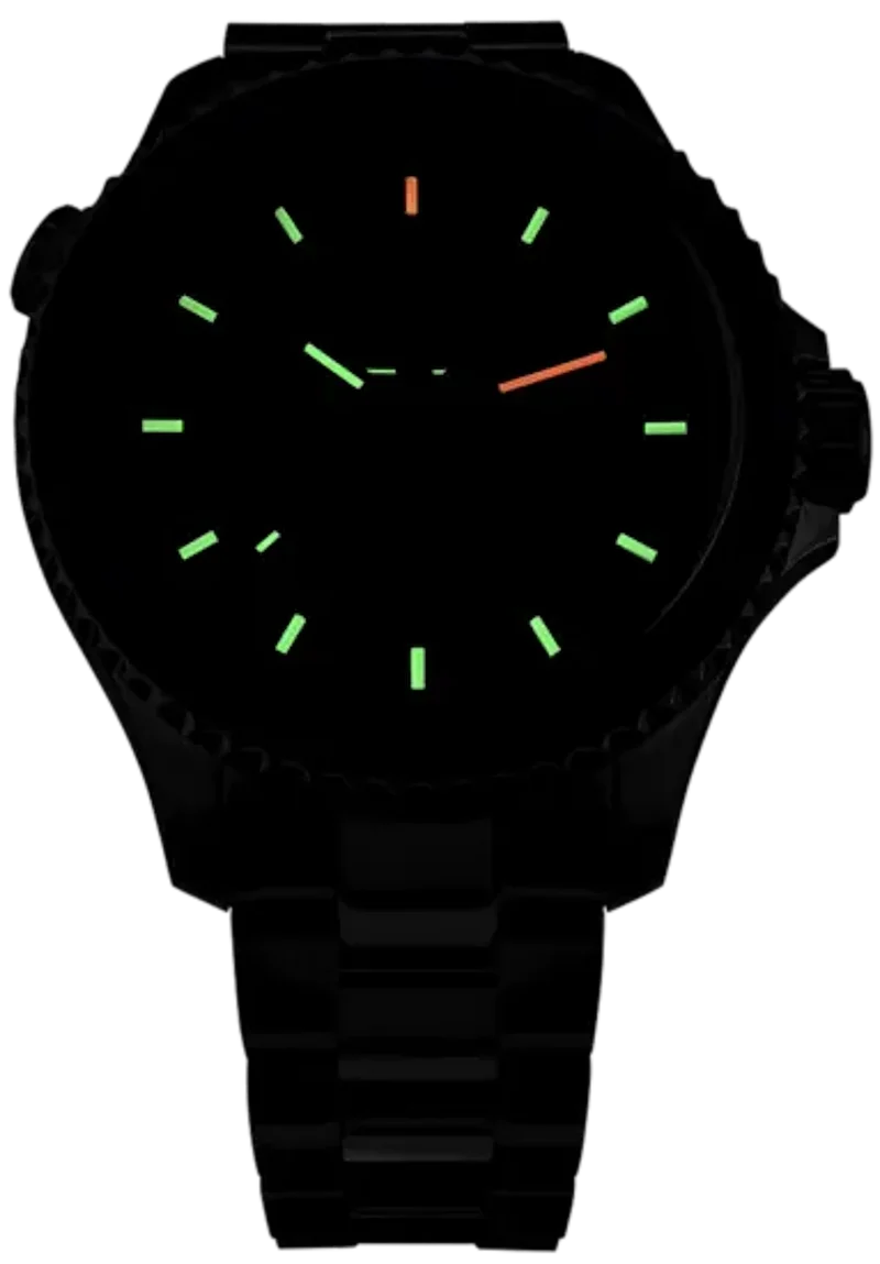 Traser P67 Diver 109373 Herrenuhr • Trigalight • 50 bar