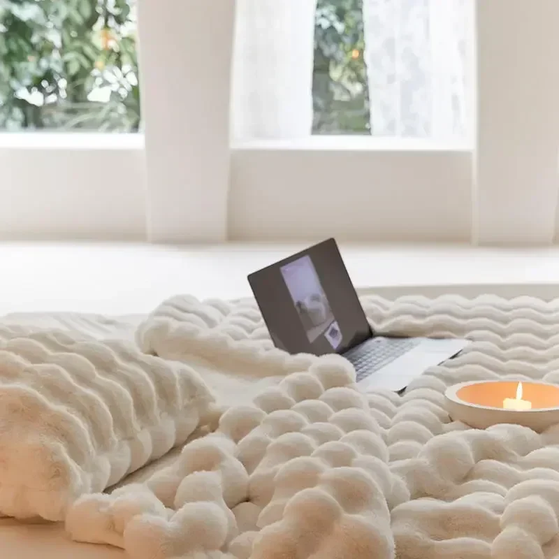 Pluche Plaid Lichtbruin Beige Wit Hemelsblauw 100-230 cm Zachte Woonplaid voor Bed Bank Slaapkamer Woonkamer | Sansoti