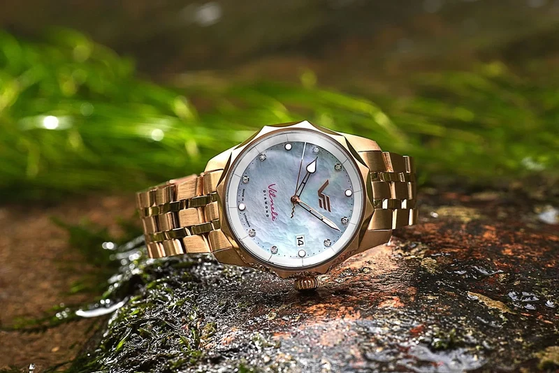 Vostok Europe Vilnelė VS42-125B754B Damenuhr • Solar-Antrieb • Echte Diamanten