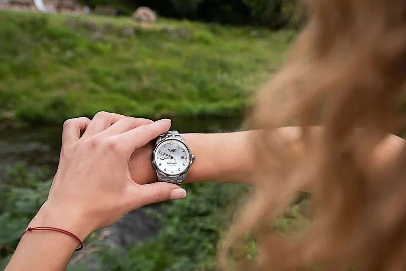 Vostok Europe Vilnelė VS42-125A755B Damenuhr • Solar-Chronograph • Diamant-Indizes