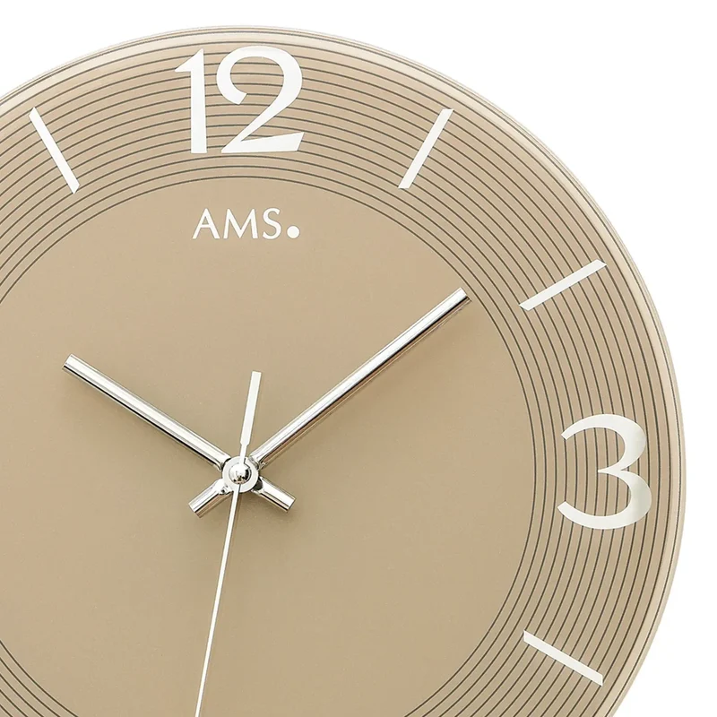 AMS W9572 Wanduhr Hellbraun • Geräuschloses Sweep-Uhrwerk • Facettiertes Spiegelglas