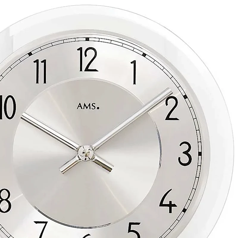 AMS W9476 Wanduhr Silber • Facettiertes Mineralglas • Aluminium-Zifferblatt