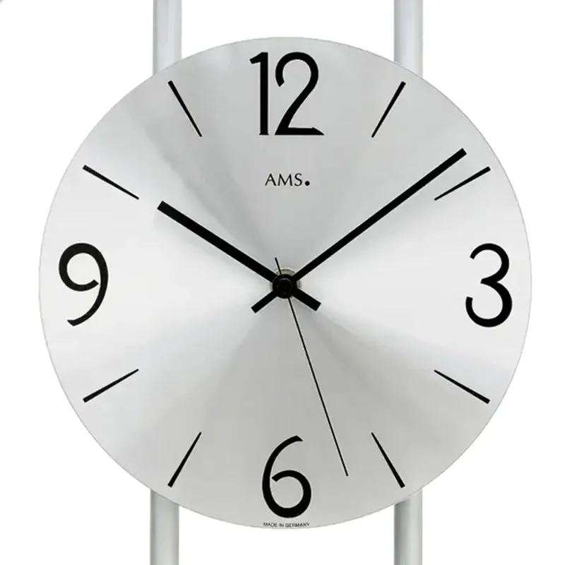 AMS F5582 Wanduhr Silber • Funkwerk • Aluminium-Zifferblatt