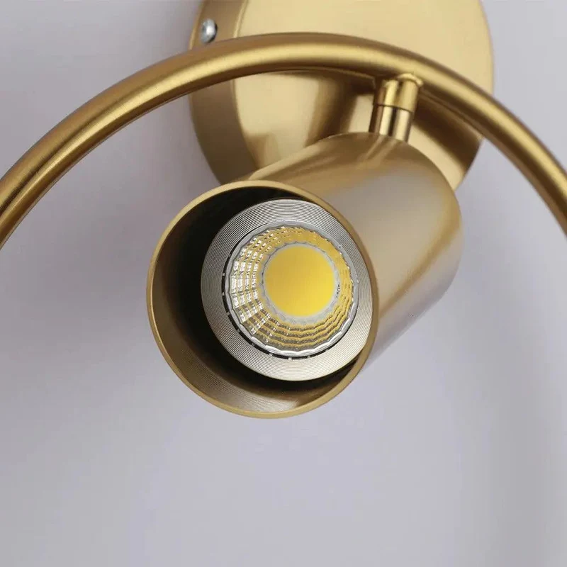 Moderne Wandlamp met Verstelbare Lampenkap – Zwart & Goud | Sansoti