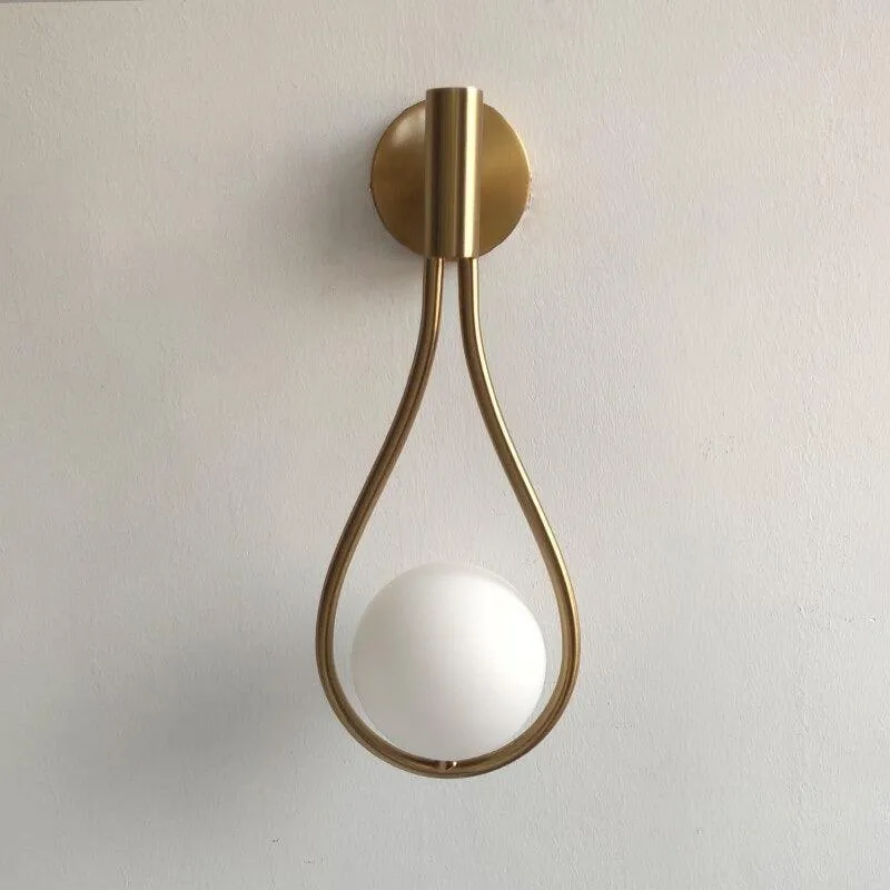 Moderne Wandlamp met Scandinavische Uitstraling - Zwart & Goud - Sfeervol Licht voor Elke Ruimte | Sansoti