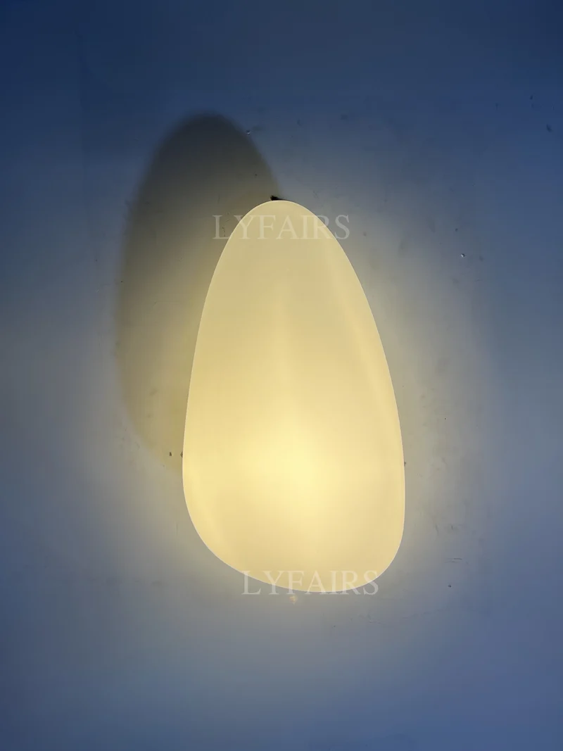 Moderne Glazen Wandlamp met Sfeervolle Ovale Kap – Stijlvolle Minimalistische Verlichting voor Hal Slaapkamer Woonkamer | Sansoti