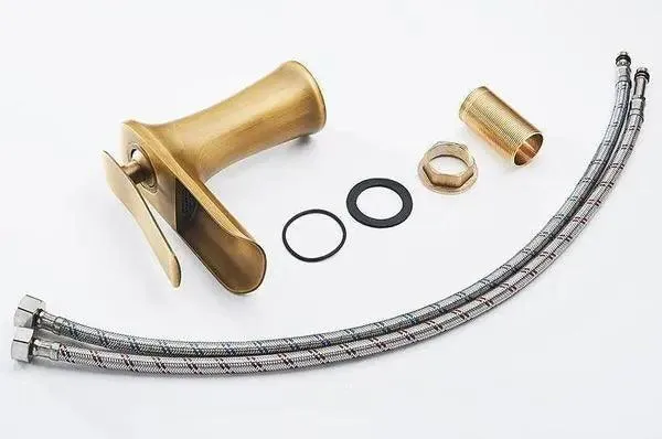 Badkraan Goud Eengreeps Wastafelkraan met Keramische Cartridge Waterbesparend | Sansoti