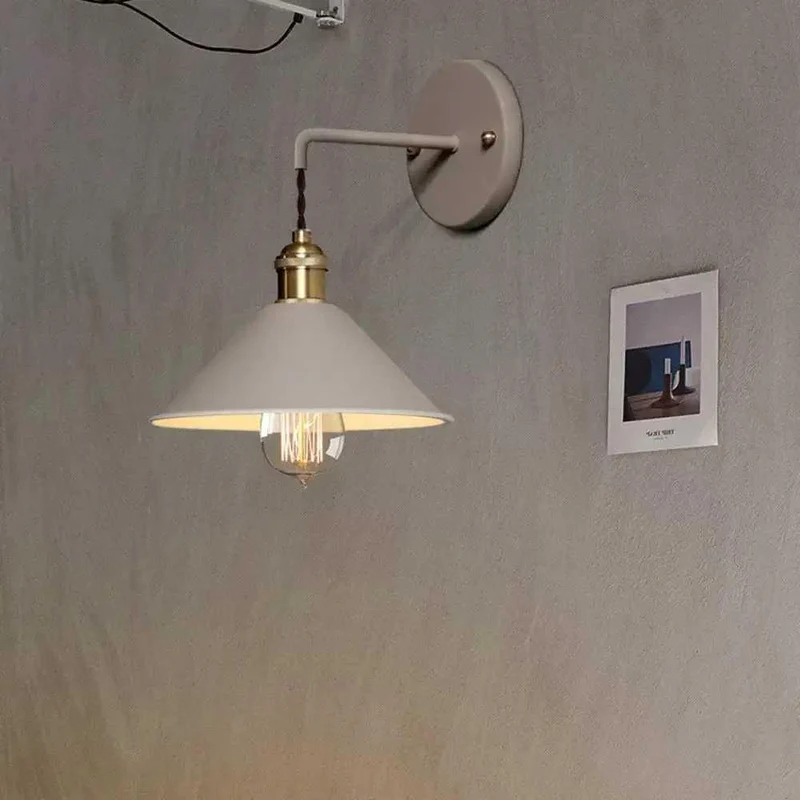 Vintage Wandlamp met Geplateerd Metaalafwerking – Elegant Lichtarmatuur in 7 Kleuren | Sansoti