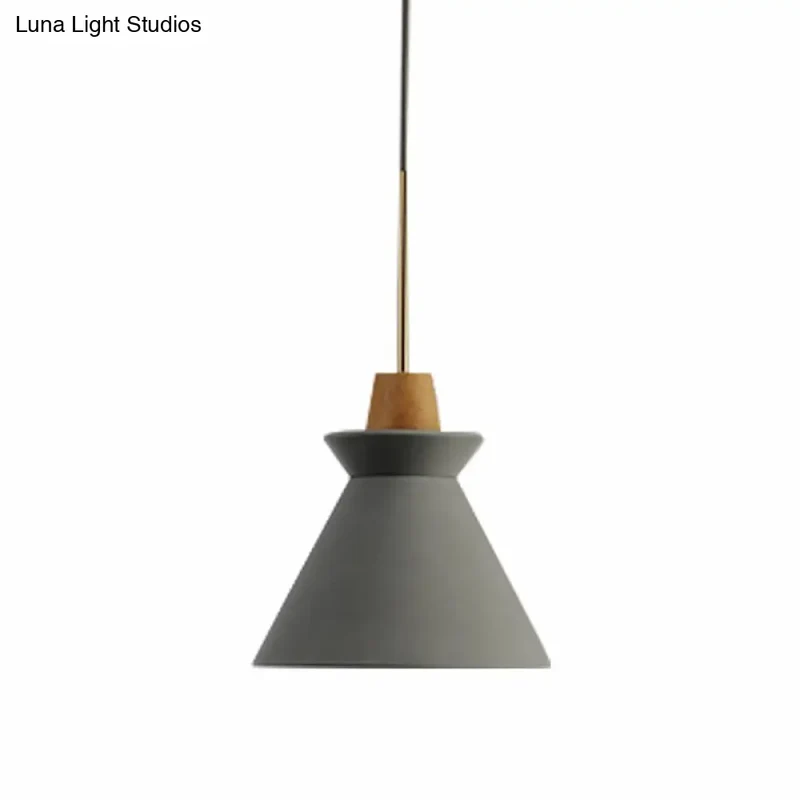 Betonnen Hanglamp met Houten Armatuur – Minimalistisch Design voor Eetkamer | Sansoti
