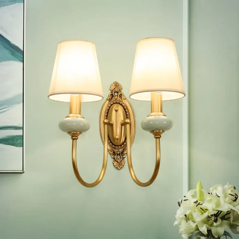 Gouden Wandlamp met Verstelbare Arm – Elegante Metalen Wandverlichting voor Klassiek Interieur | Sansoti
